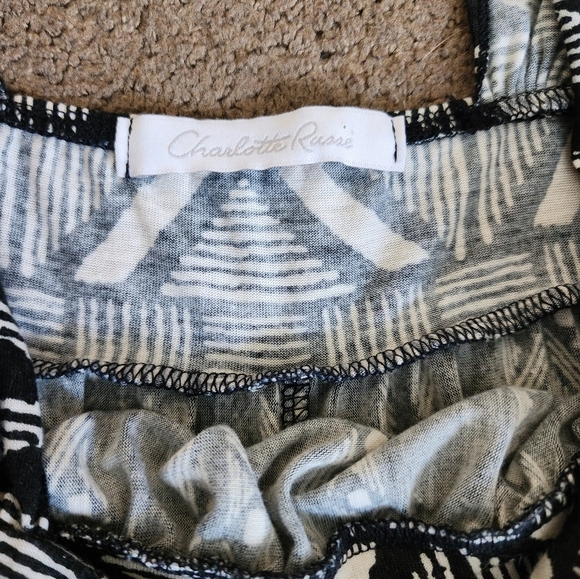 Black Aztec Print Flowy Tank, Women's Small - Picture 5 of 8